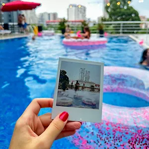 New Wave باتومي